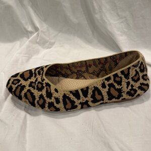 Skechers leopard print textile washable flats